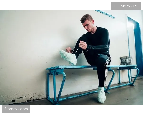 2023年最佳足球装备全面评测:性能表现亮眼,助力赛场制胜 2023年最佳足球装备全面评测:性能表现亮眼,助力赛场制胜