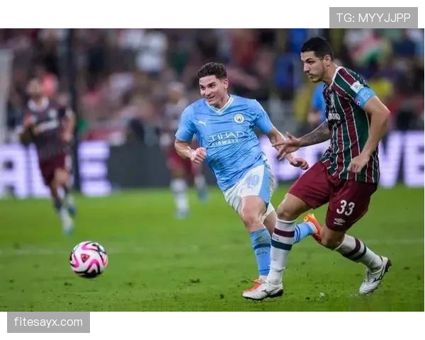 阿尔瓦雷斯闪耀河床夺冠征程,新星崛起引领球队登顶 阿尔瓦雷斯闪耀河床夺冠征程,新星崛起引领球队登顶