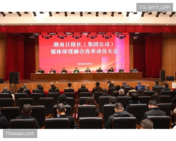 Foden 适应英国媒体环境表现稳健，近期采访应对得体备受关注