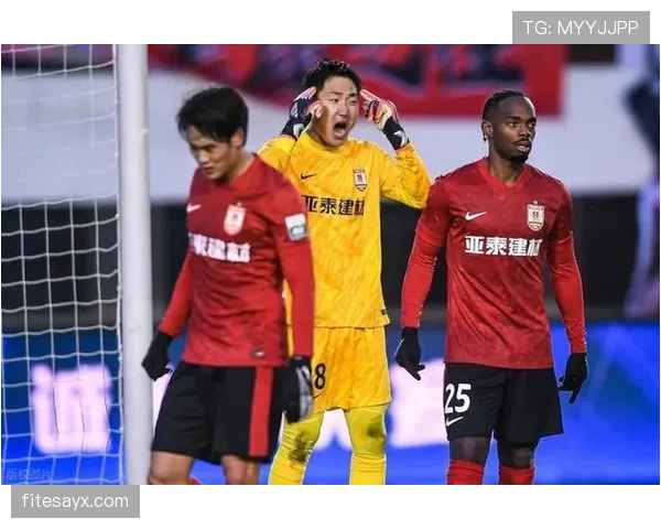 J1联赛降级区球队近期表现低迷，保级形势严峻